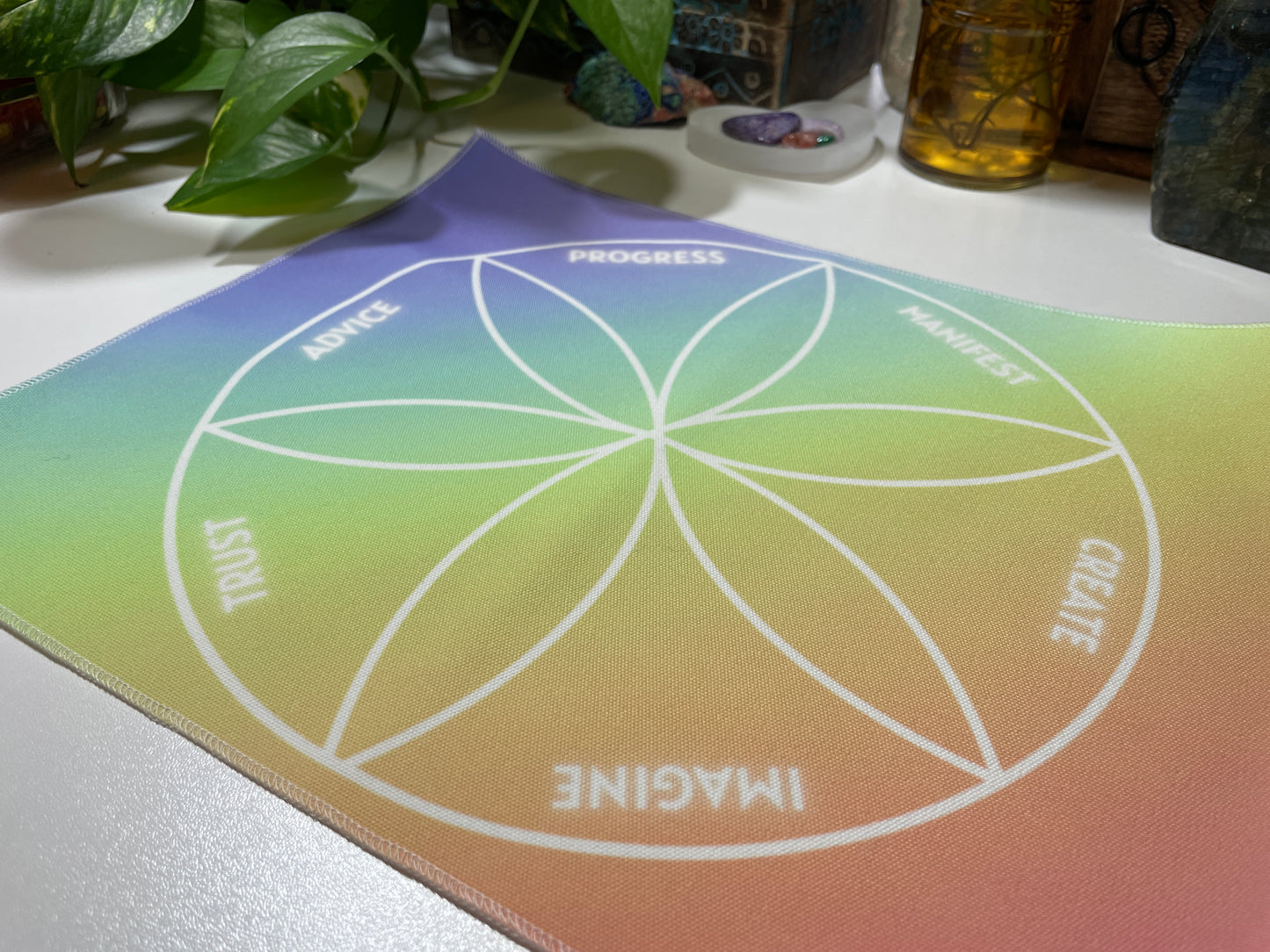 Pastel Daisy Wheel Casting Cloth