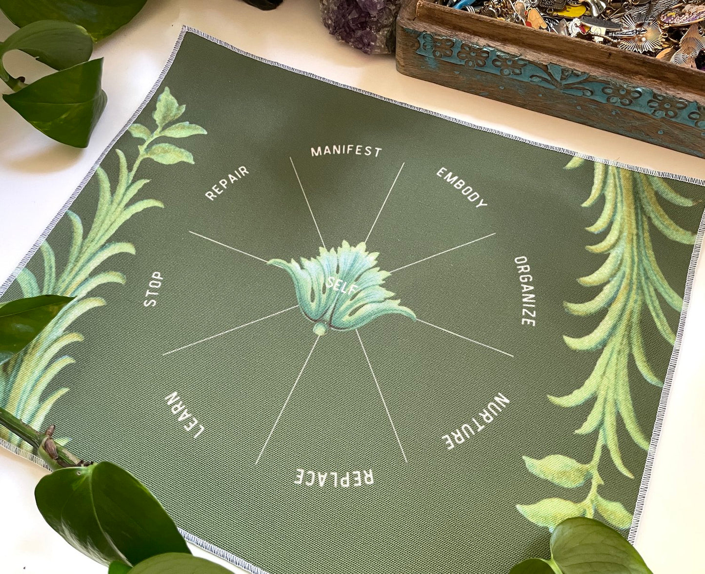 Leaf Circle Casting Cloth