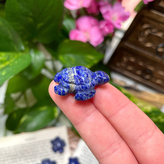 Lapis Lazuli Mini Turtle Carving