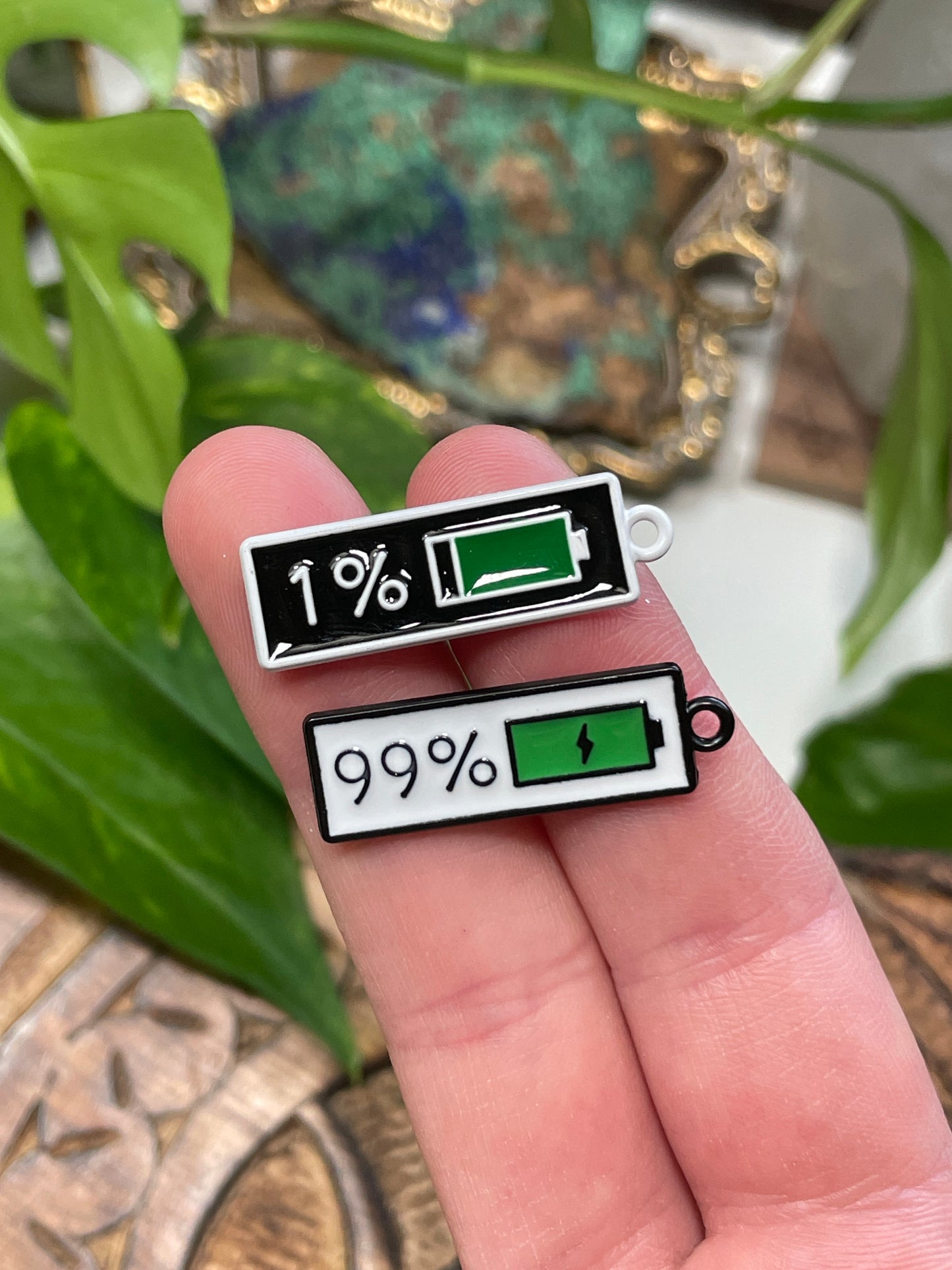 Battery Full or Empty Charm