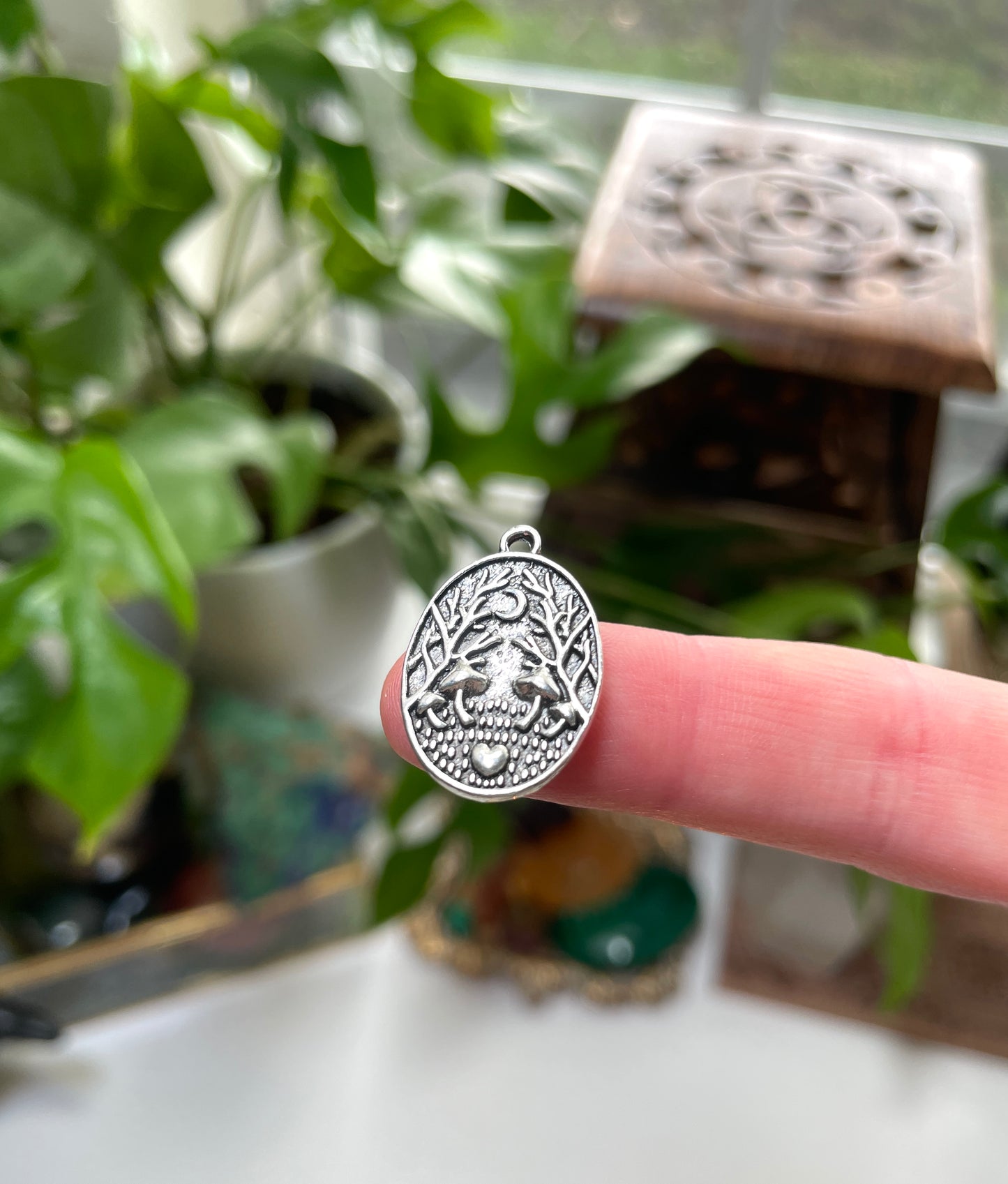 Grows Under Darkness Charm