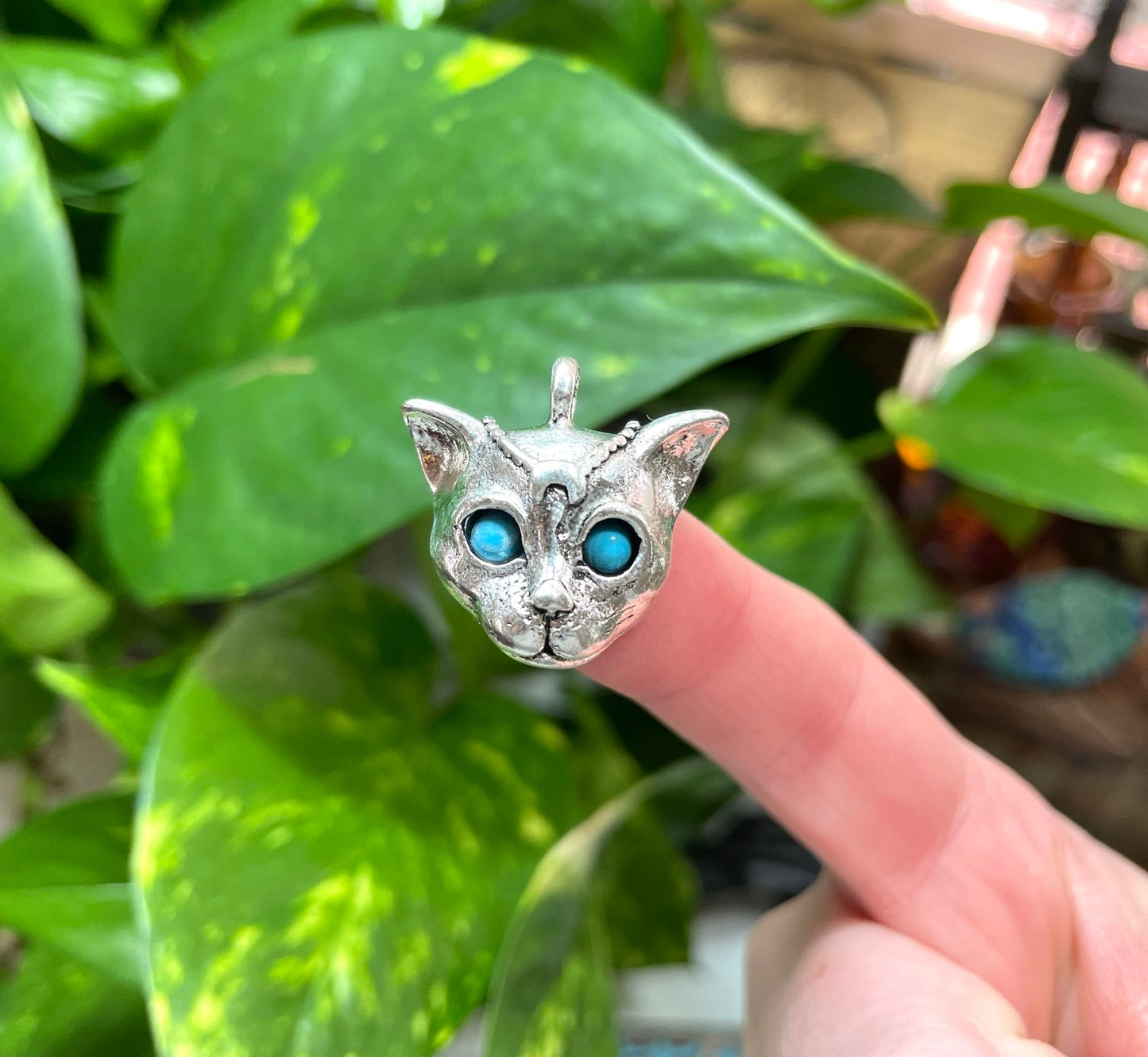 Divine Cat Head Charm