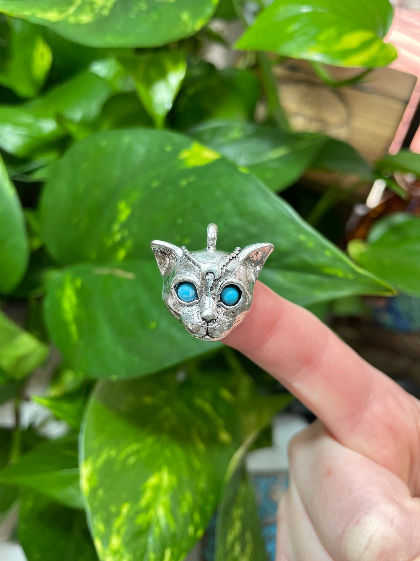 Divine Cat Head Charm