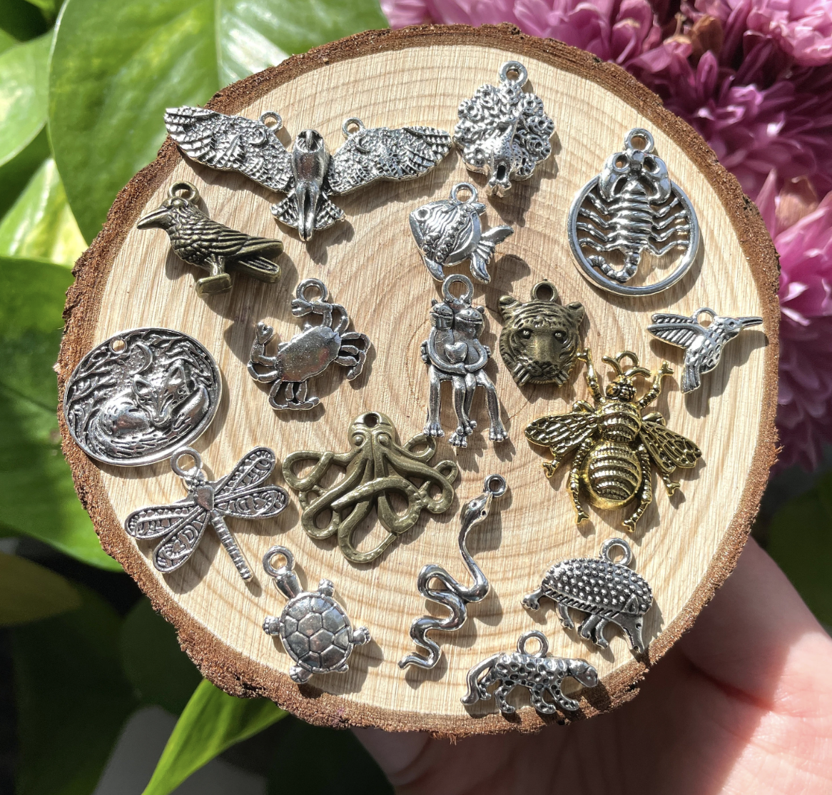 Animal Charm Pack (Mystery Kit)