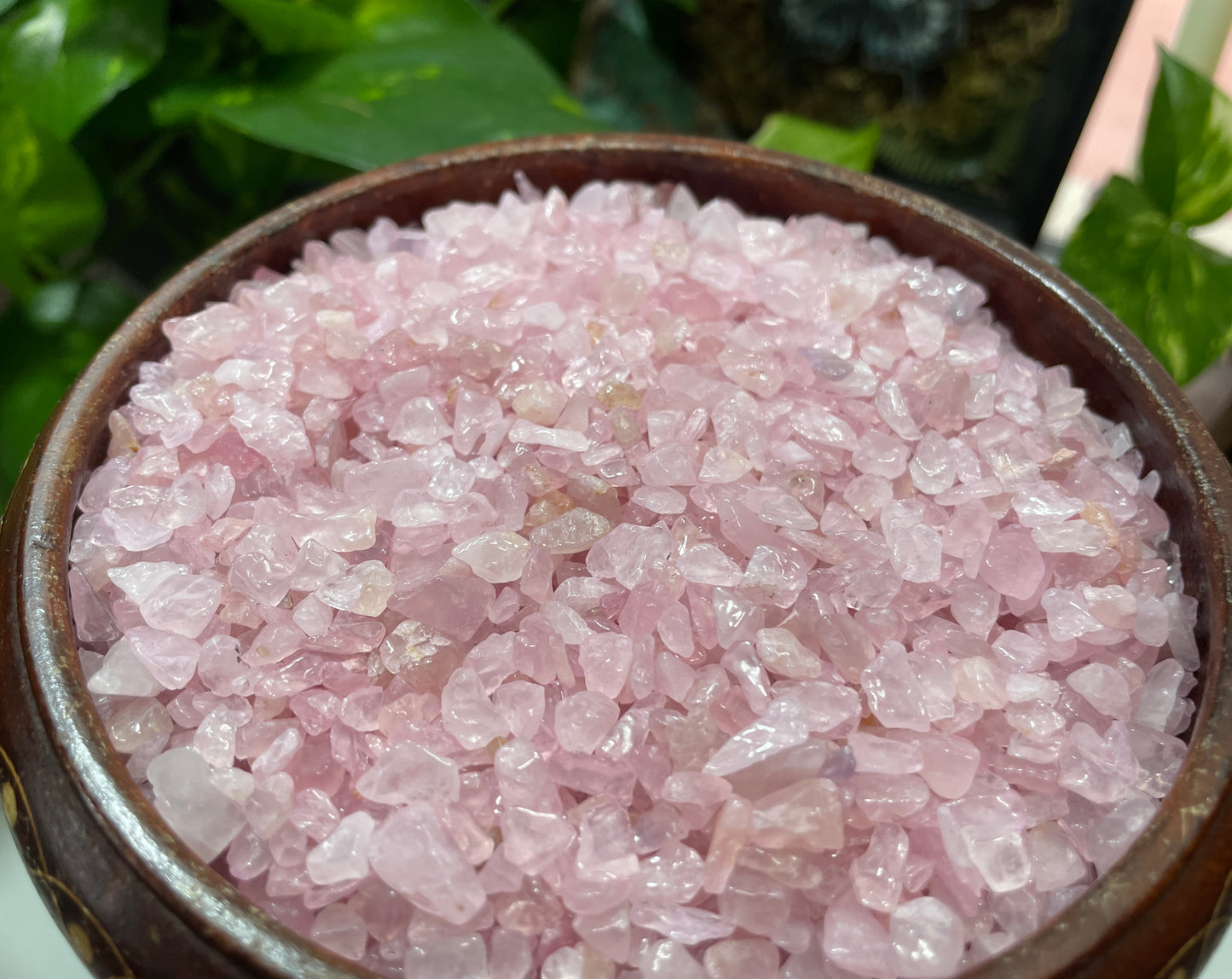 Rose Quartz Crystal Chips 8-15mm