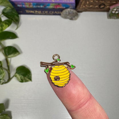 Hive of Abundance Charm