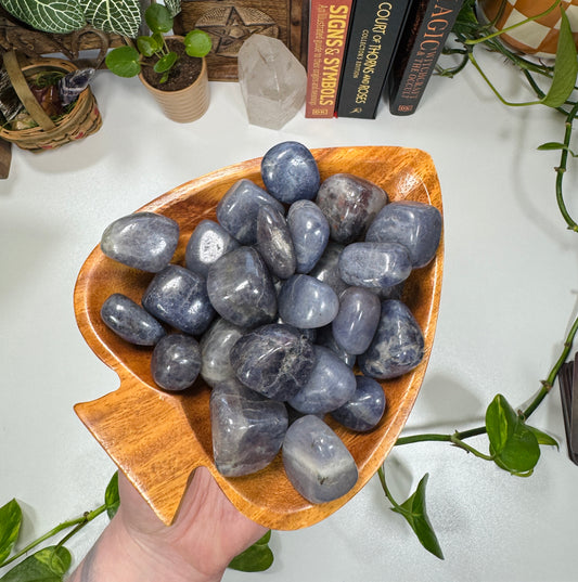 Iolite Tumble