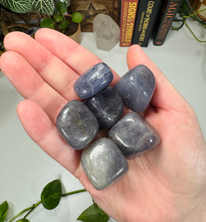 Iolite Tumble