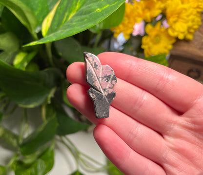 Rhodonite Mini Leaf