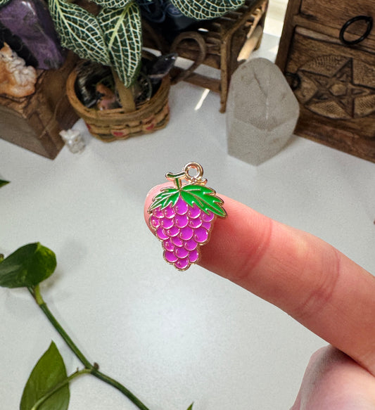 Grapes Charm