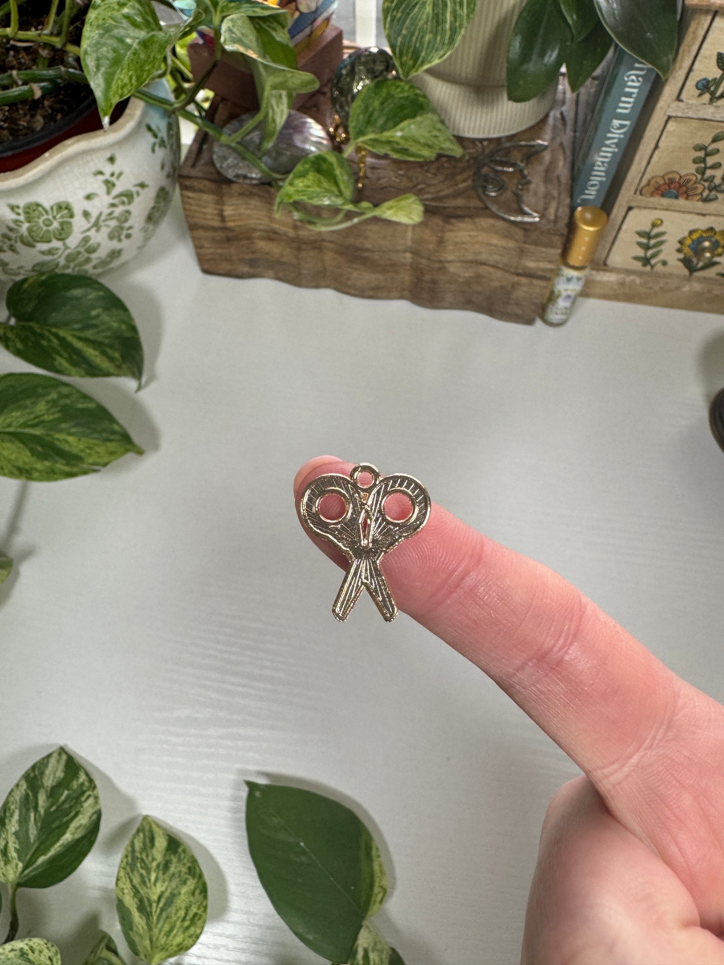 Scissors Charm