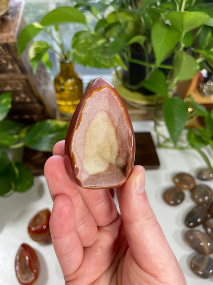 Carnelian Geode Druzy Egg (low quality)