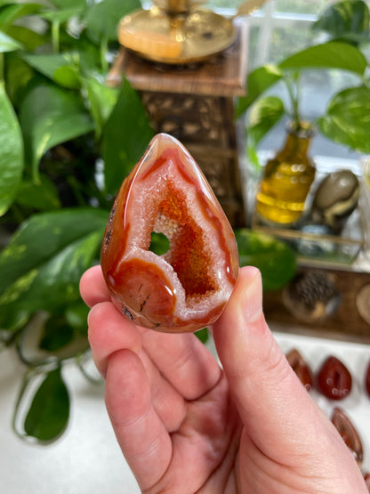 Carnelian Geode Druzy Egg (low quality)