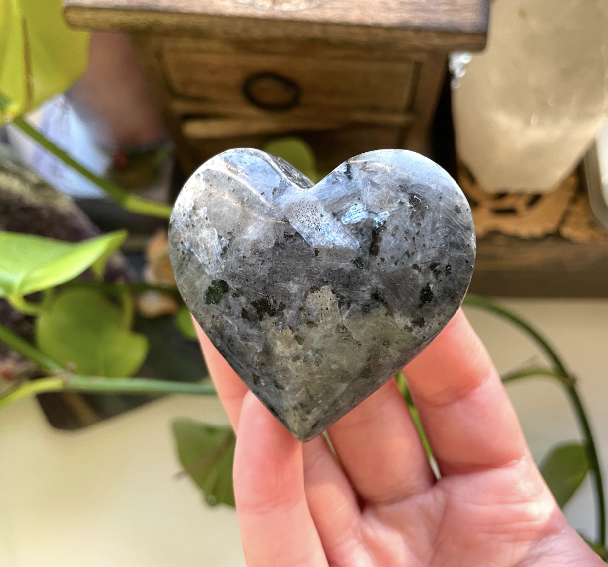 Larvikite Heart (Black Moonstone)