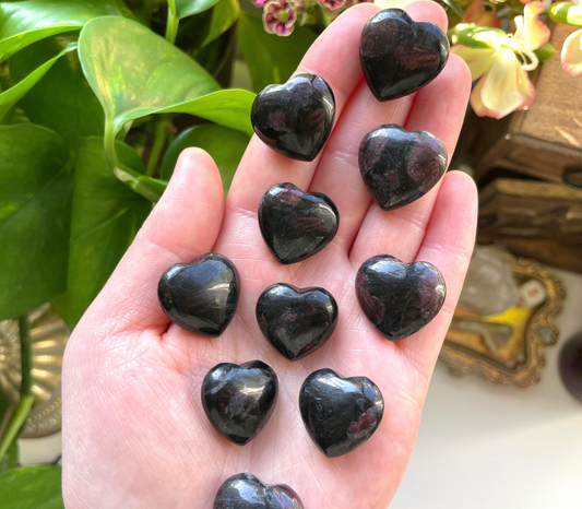 Garnet Astrophyllite Mini Heart