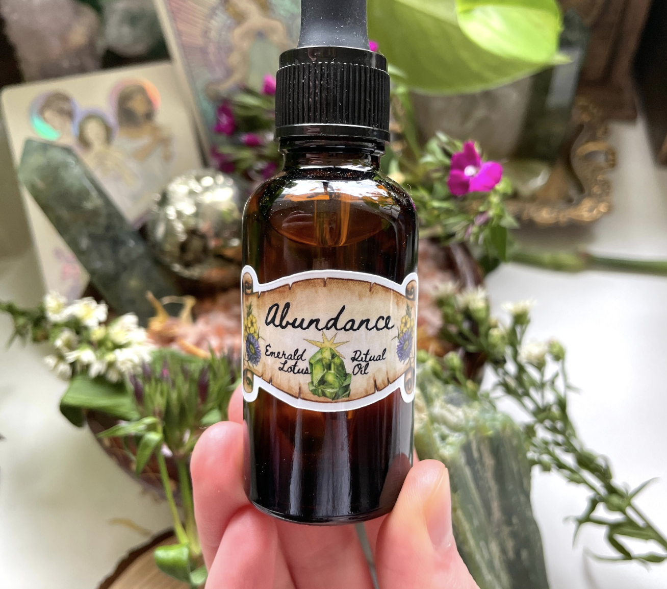 Abundance Ritual Oil (made by emerald lotus)