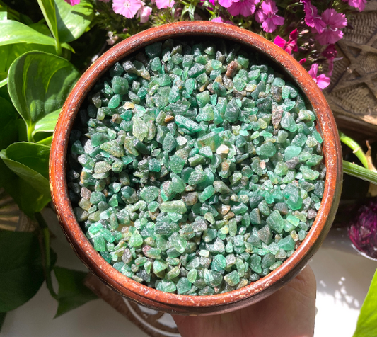 Emerald Crystal Chips 4-8mm